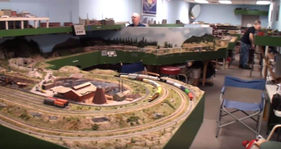 10 N Scale Layout: For Kids and Adults - [WITH VIDEOS] - Toy Train Center